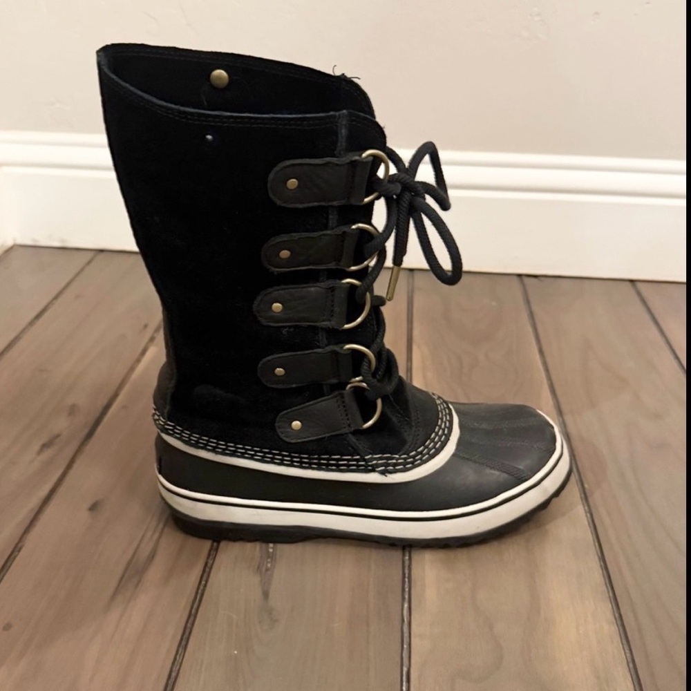 SOREL Joan of Arctic™ Waterproof Black Suede Boot Snow-Rain Boot, Size 9 - Picture 6 of 15